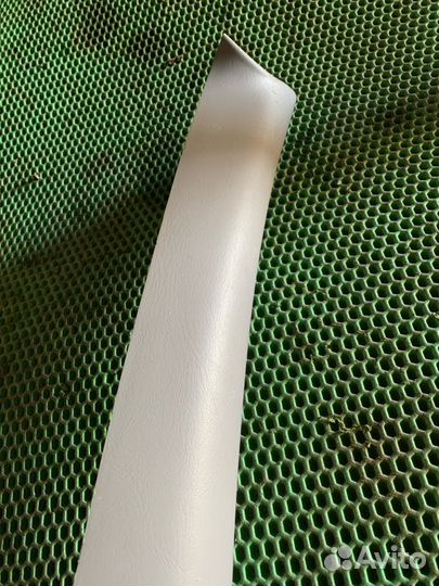 Пластик салона правый Nissan Almera N16 QG15DE