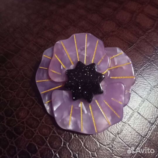 Брошки