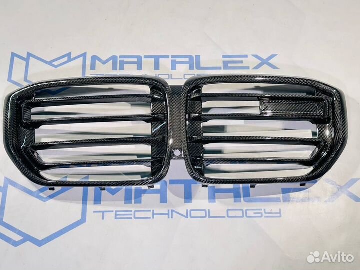 Решетка радиатора BMW X5 G05 рест, сухой карбон