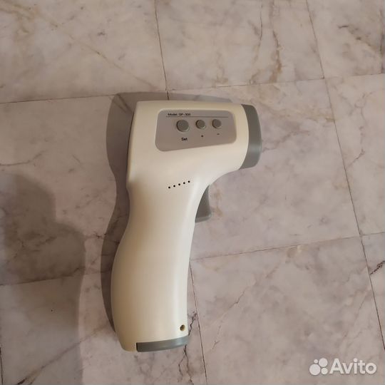 Бесконтактный инфракрасный термометр GP -300
