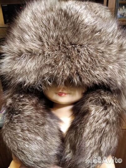 Женская шапка ушанка