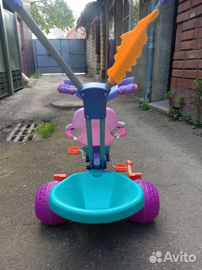 Детский трехколесный велосипед