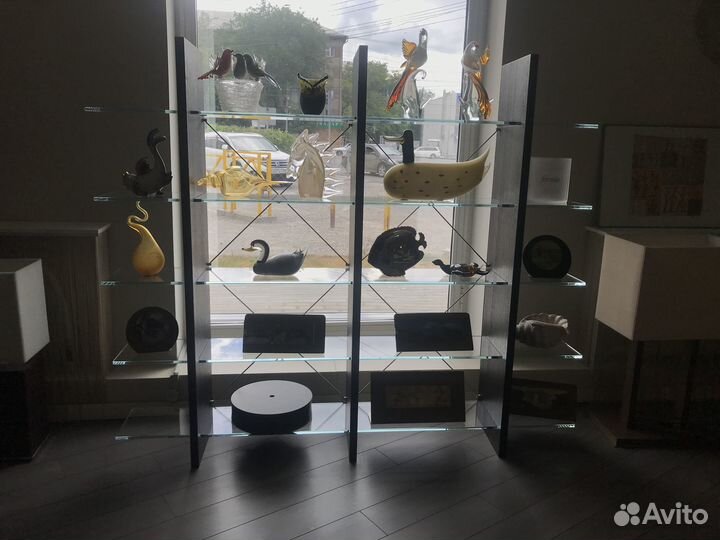 Книжный стеллаж 