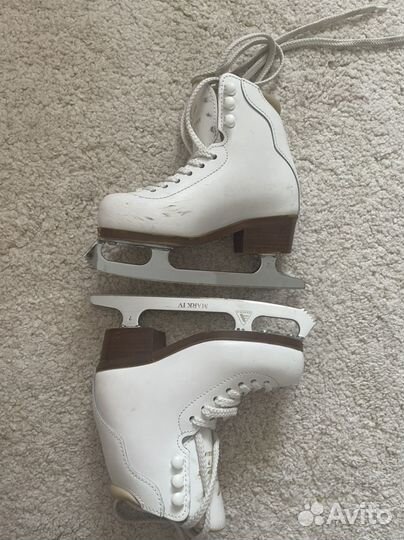 Коньки фигурные Axel 28