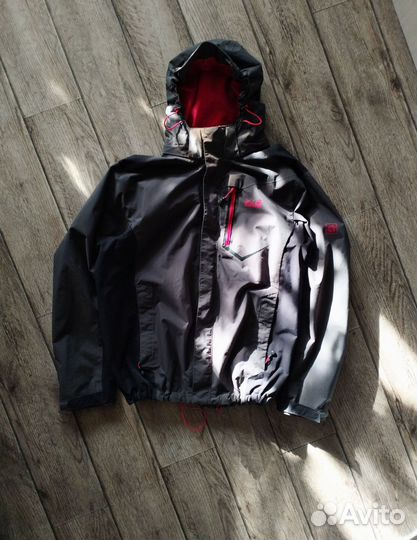 Ветровка jack wolfskin texapore (mammut, ACG, rab)