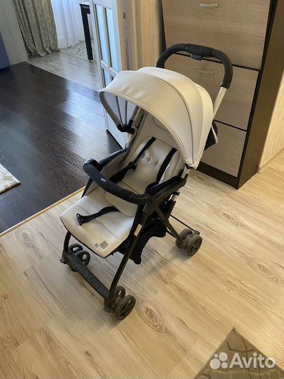 Коляска детская прогулочная