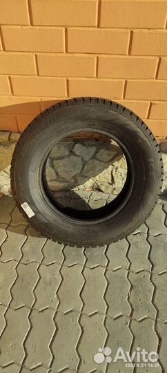 Pirelli Formula Ice 215/65 R16 98