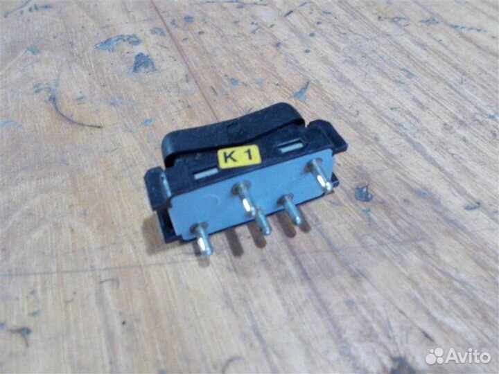 Кнопка Mercedes Benz W140 1991-1999