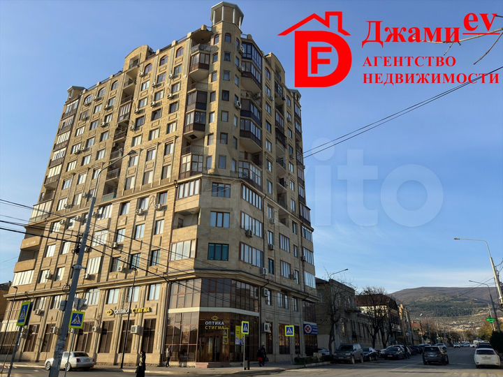 3-к. квартира, 103 м², 4/13 эт.