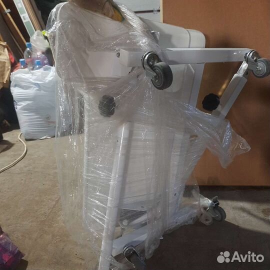 Стол-гусь медицинский