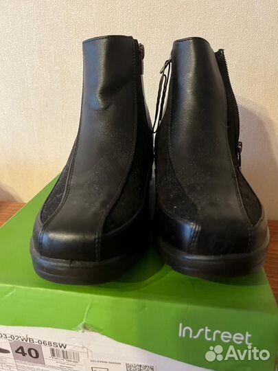 Ботинки женские