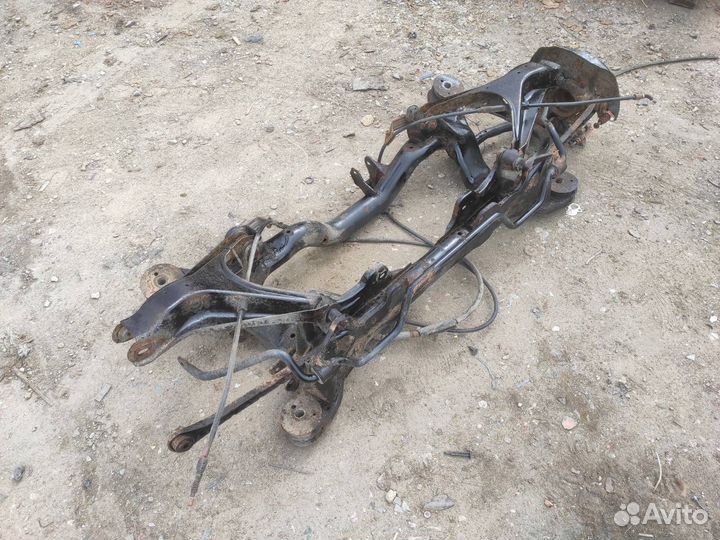 Балка подвески задняя Audi A6 С5