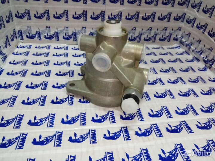 Кран прицепа двух проводной 6 отв Полтава 3531010