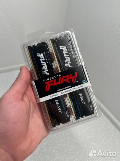 Оперативная память Kingston Fury Beast DDR4 3600 м