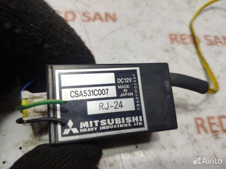 Датчик температуры воздуха в салоне Mitsubishi