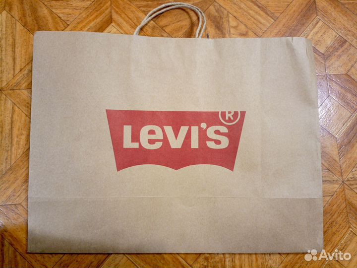 Палет Levi's