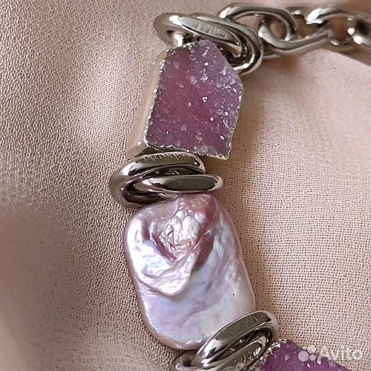 Браслет из барочного жемчуга и камней