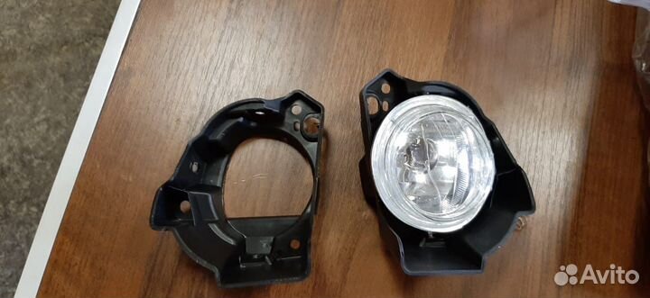 Кронштейн противотуманки Mazda 3