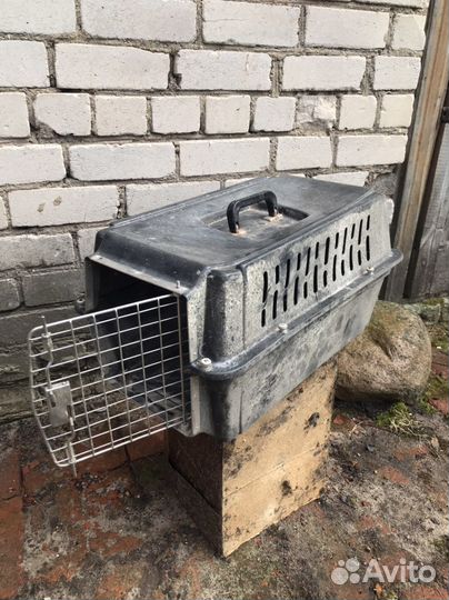 Переноска для кошек и собак