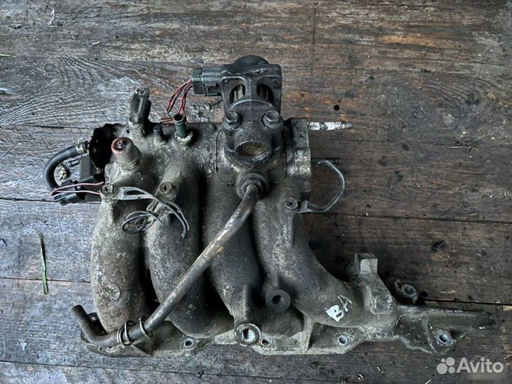 Впускной коллектор Suzuki Baleno 1995-2002