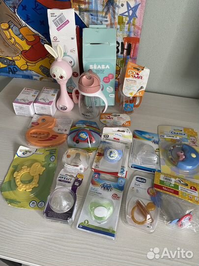 Погремушка соска пустышка бутылочка