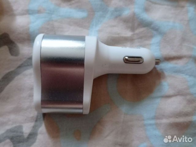 Автомобильное зарядное устройство