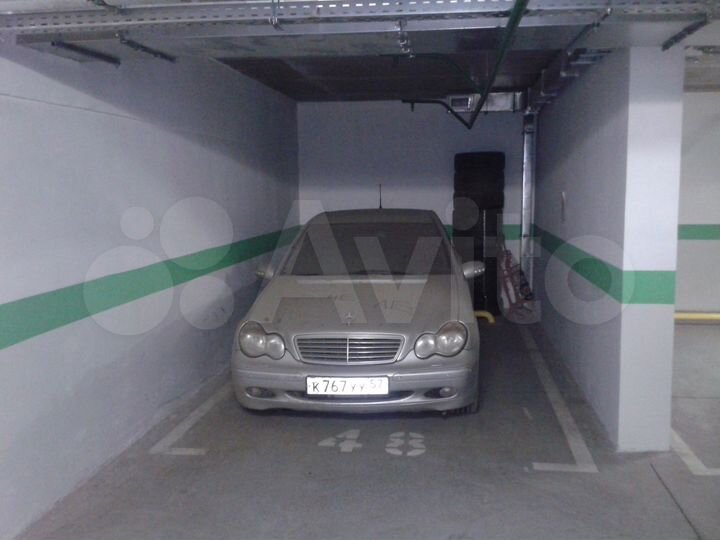 Машиноместо, 14 м²