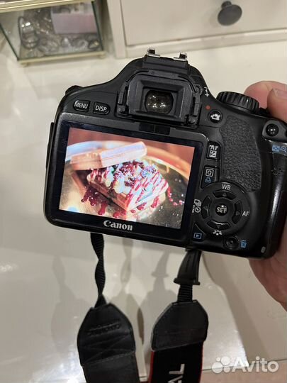 Зеркальный фотоаппарат canon 550d