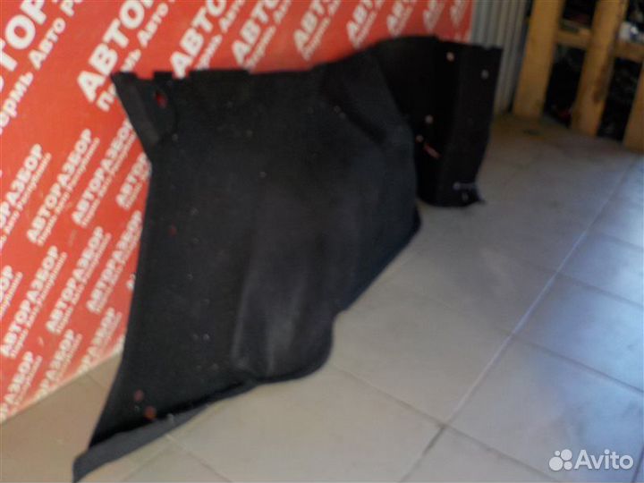 Обивка арки багажника задняя правая LADA Largus