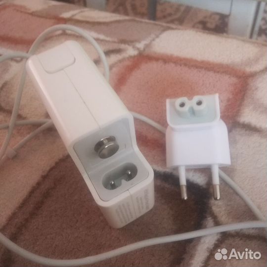 Зарядное устройство