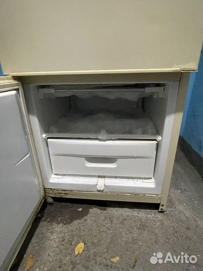 Холодильник