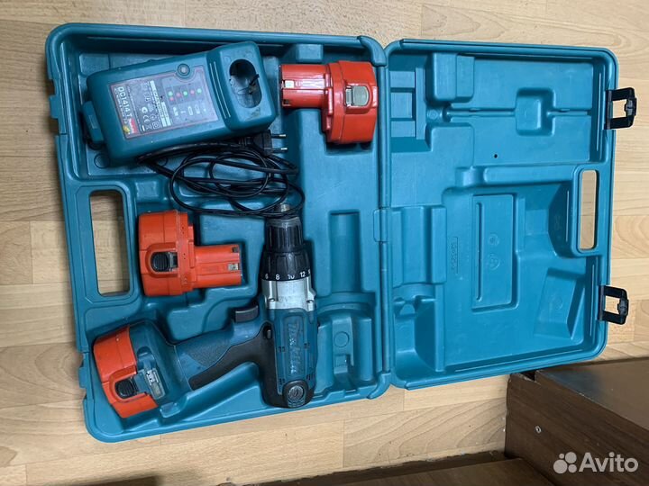 Шуруповерт makita 6339D