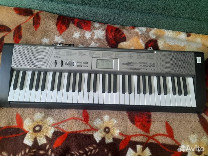 Синтезатор casio