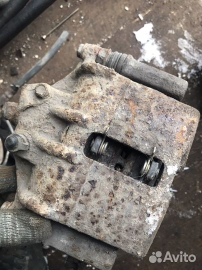 Передние суппорта газель,волга,3110,31105