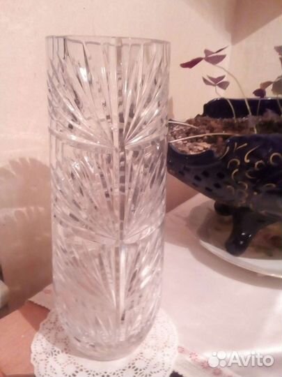 Хрустальная ваза