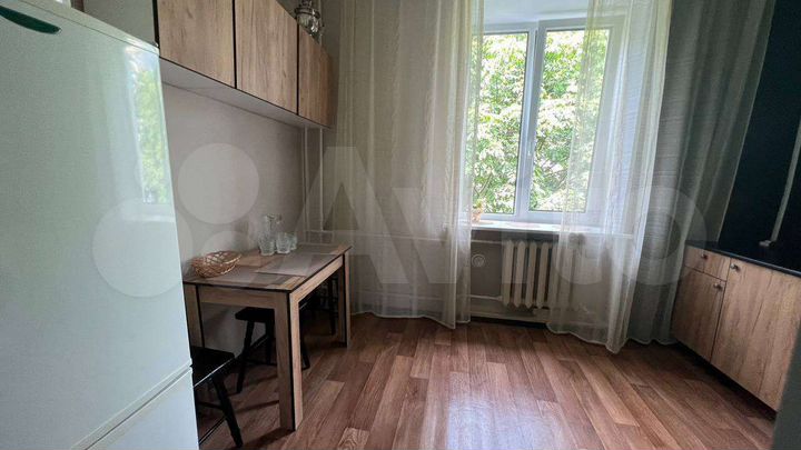 2-к. квартира, 58 м², 3/3 эт.