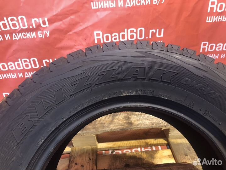 Bridgestone Blizzak DM-V1 255/65 R17