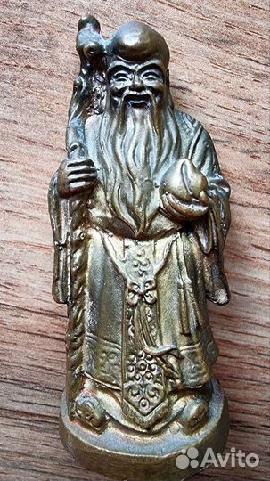 Бронзовая статуэтка Монах