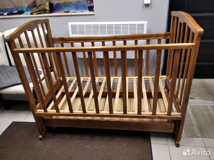 Детская спальная кровать качалка