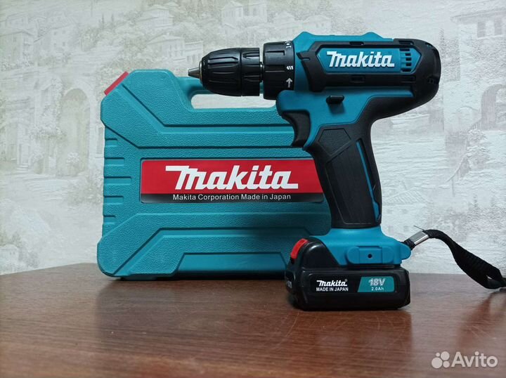 Шуруповерт makita 18v