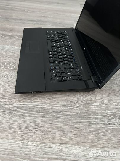 Мощный 17,3 Core i7 3610QM/750 гб/Geforce GT630