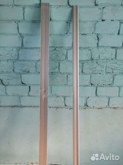 Направляющие для шкафа купе