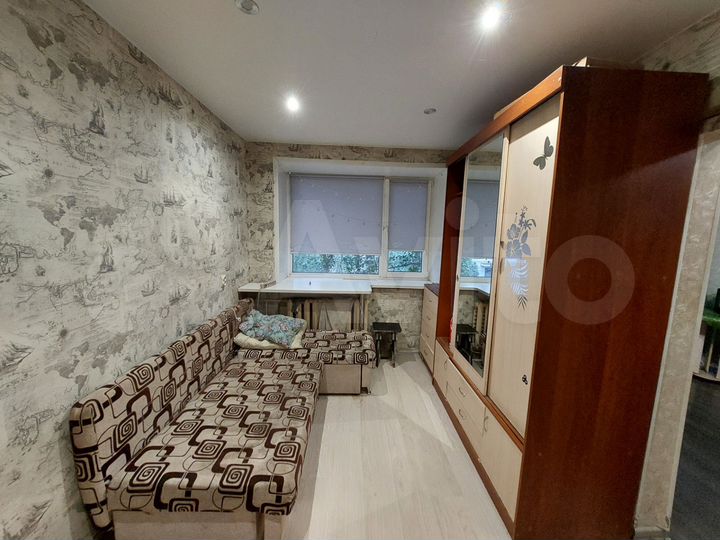 Комната 21 м² в 2-к., 3/3 эт.