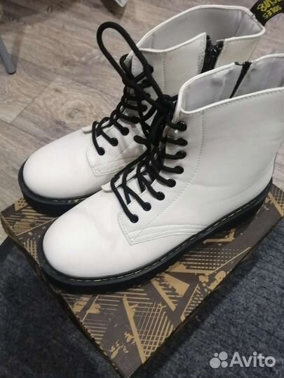 Обувь женская 40 размер