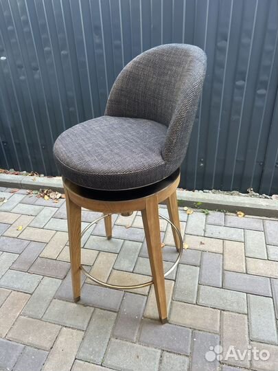 Новый высокий барный стул