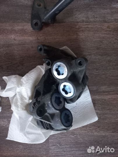 Запчасти yamaha fzs 600 2001г