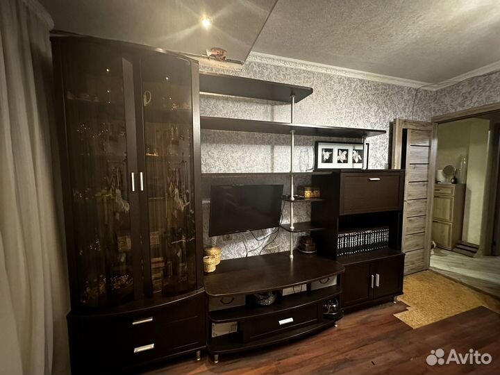 Стенка и угловой шкаф