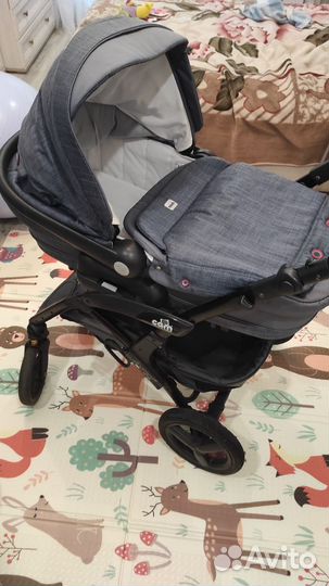 Коляска 3 в 1 с автолюлькой