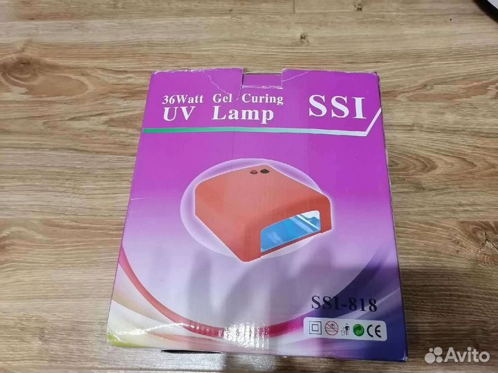 Ультрафиолетовая лампа для ногтей