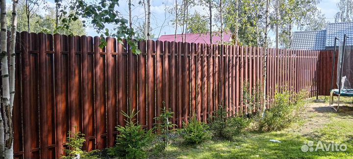 Забор из евроштакетника